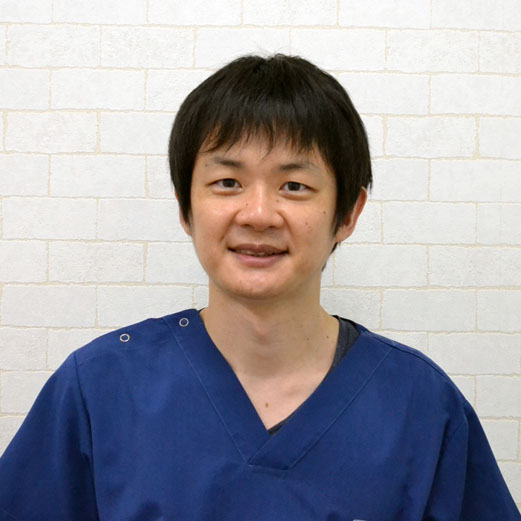 獣医師 中野　航