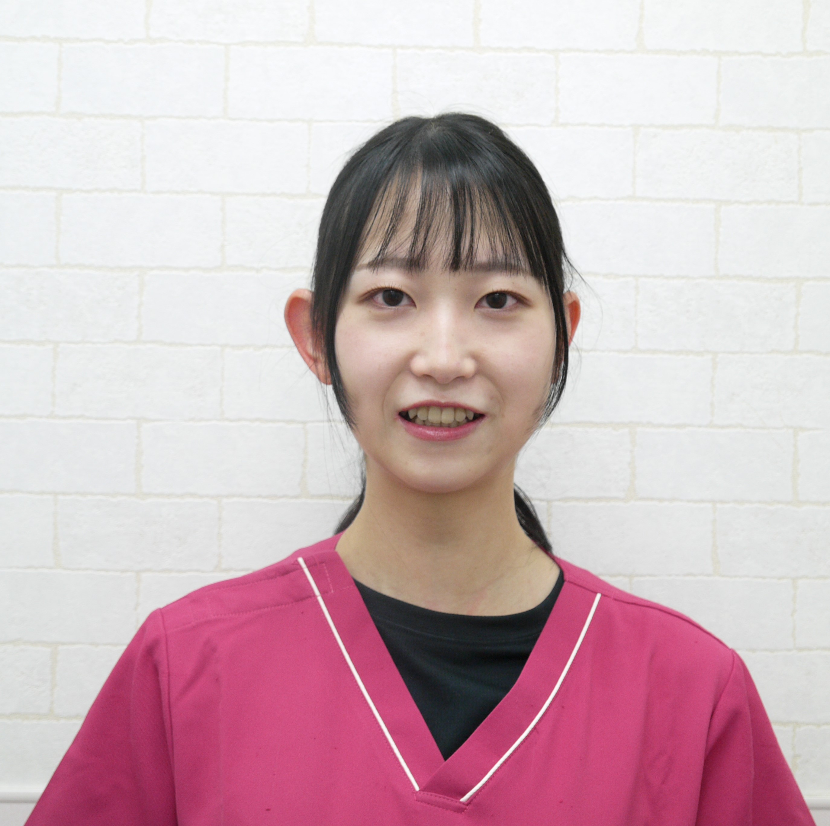 獣医師 高橋　佳歩